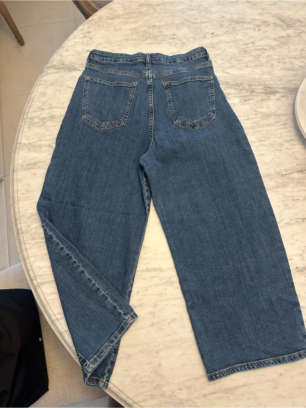 Anthropologie Pilcro Cropped Wide-Leg Jeans in Medium Blue Denim Size 29 - Picture 3 of 9